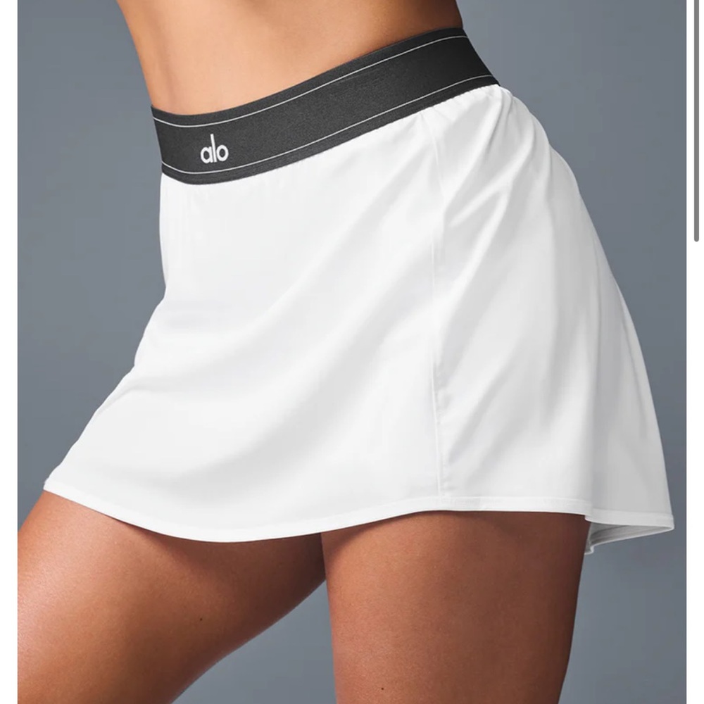 ALO Yoga White Skirt with Black Waistband
